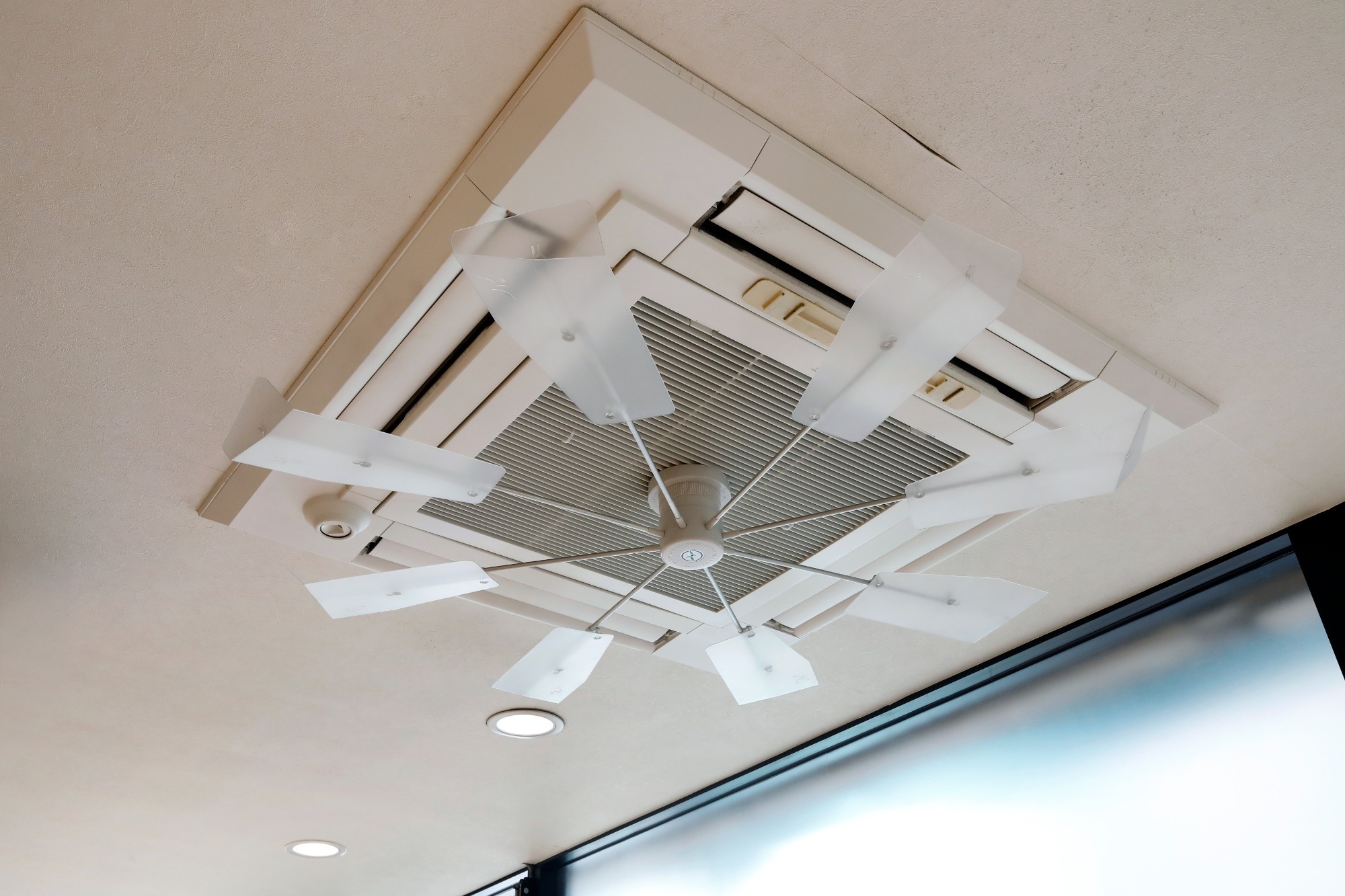 エアコン ハイブリッドファン