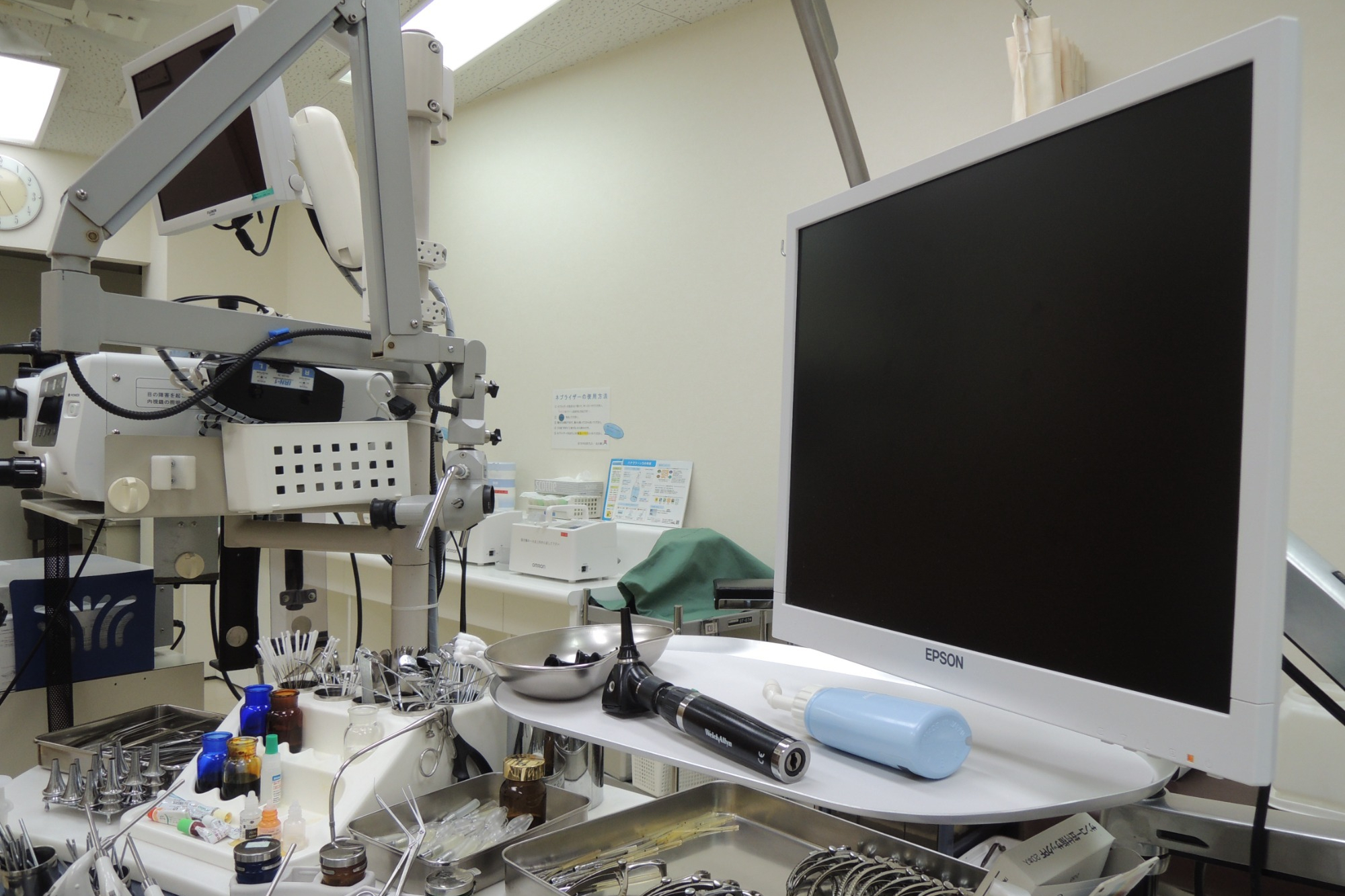 写真:内視鏡検査 写真:内視鏡検査